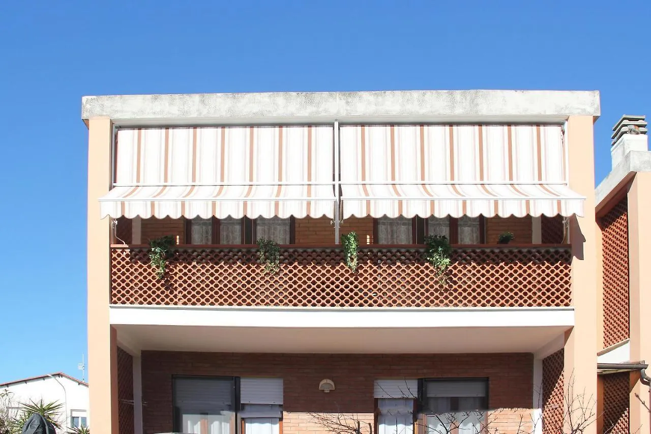 Holiday Home Arzilli Follonica Italia