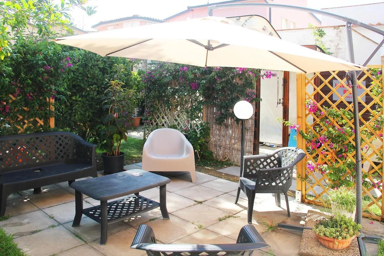 Holiday Home Arzilli Follonica Italia