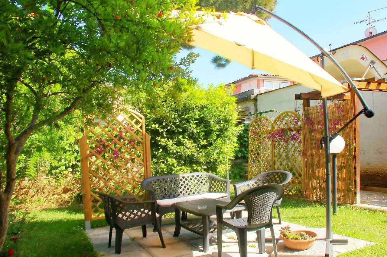 Holiday Home Arzilli Follonica 0*,  Italia